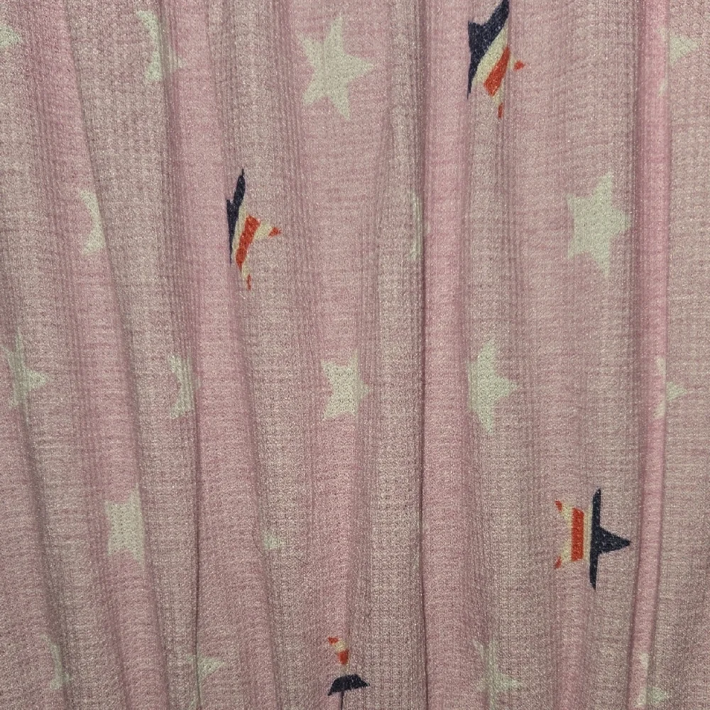 ANDREE BY UNIT Pink Star Print Top - Picture 6 of 8